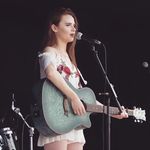 Emily Frith❤️ - @emily__frizzle__fanpage - Instagram