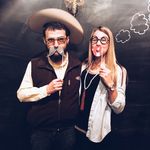 Emily Gunter - @emilysresale - Instagram