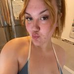 Emily Hackett - @emily_199xx - Instagram