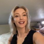 𝓔𝓶𝓲𝓵𝔂 𝓗𝓪𝓻𝓮 - @emi.hare - Instagram