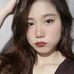 Emily Hợp - Facebook