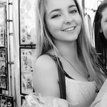 Emily Walker-kaminski - @esto_em8 - Instagram