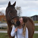 Emily - @emily.ladd09 - Instagram