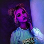 Emily Linton - @lorensphotoedits - Instagram