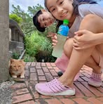 Emily Lo - Facebook