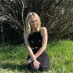 Emily lowther - @jane_e1120 - Instagram