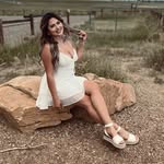 Emily Medrano - @emzzadrii - Instagram