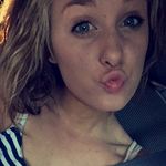 Emily Melton - @momely96 - Instagram