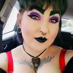 Emily Nickerson - @mlerowes - Instagram