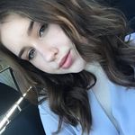 Emily Pfeffer - @emilyp_mua - Instagram
