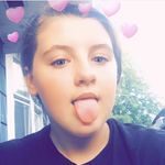 Emily Raines - @emily.raines.77 - Instagram