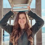 emily raines || bookstagram 🌿 - @readbyraines - Instagram