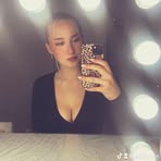 Emily Ril - Facebook