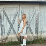 Emily Rickards - Facebook