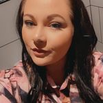 Emily Rolfe - @emilyjayne1993 - Instagram