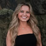 Emily Elizabeth Sabau - @emilysabau_beauty - Instagram