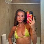 emily scales - @emilyscaless - Instagram