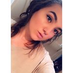 ••𝔼𝕞𝕚𝕝𝕪 ♡ 𝔻𝕖𝕧𝕒𝕟•• - @emily.scheider - Instagram