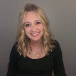 Emily Schutt - @makeupwithemilykate - Instagram