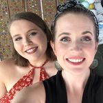 Erin & Emily Sheets 👯‍♀️ - @crazybrokevegetarians - Instagram
