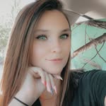 Emily Stenlund - @littlethingsmom_boutique - Instagram