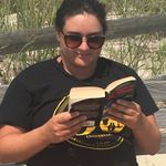 Emily Vesper - @emily_summer_reading_2018 - Instagram