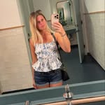 Emily Voss - @vossbabe - Instagram