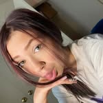 Emily Willams - @emilywillams37 - Instagram