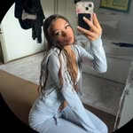 @emilywines.xx - Instagram