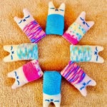 Emily and Michelle Wragg - @tinybooknits - Instagram