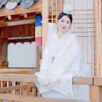 Emily Yan - Facebook