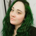 Emily Younger - @spooky_roses_ - Instagram
