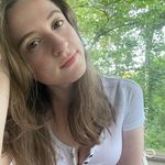 Emma Bales - @emmerb53 - Instagram