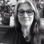 Emma Bicknell - @holisticbirthworks - Instagram