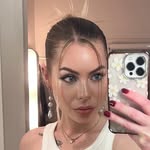 Emma Bowman - @emmagraceb95 - Instagram