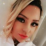 Emma Brewster - @emma.queenbee.brewster - Instagram