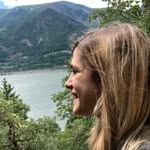 Emma Burkholder - @short_and_sweet_crafter - Instagram