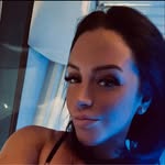 Emma Burley - @emmab88 - Instagram