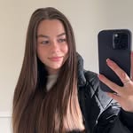 Emma Burt - @emma_burt - Instagram