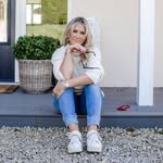Emma Burton - @emmaburtoncoach - Instagram