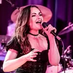 Emma Caplan - @emma_sings_tridentfitness - Instagram