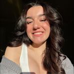 Emma Coelho - Facebook