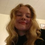 Emma Comer - @emmanoelcomer - Instagram