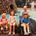 Emma Cottrell - @emma.lou.weezie - Instagram