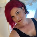 Emma Crossley - @the_woods_whisper - Instagram