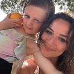 Emma Davison - @currrlssss - Instagram