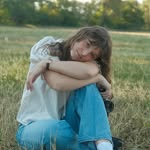 Emma DeVore | Couple and Portrait Photographer - @emmaphotoandfilm - Instagram