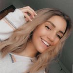 Emma Finley - @lavender_vs_rose - Instagram
