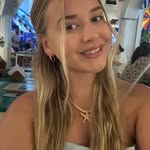 Emma Gibbs - @_emmagibbss - Instagram