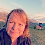 Emma Greenhalgh - @ararablue - Instagram